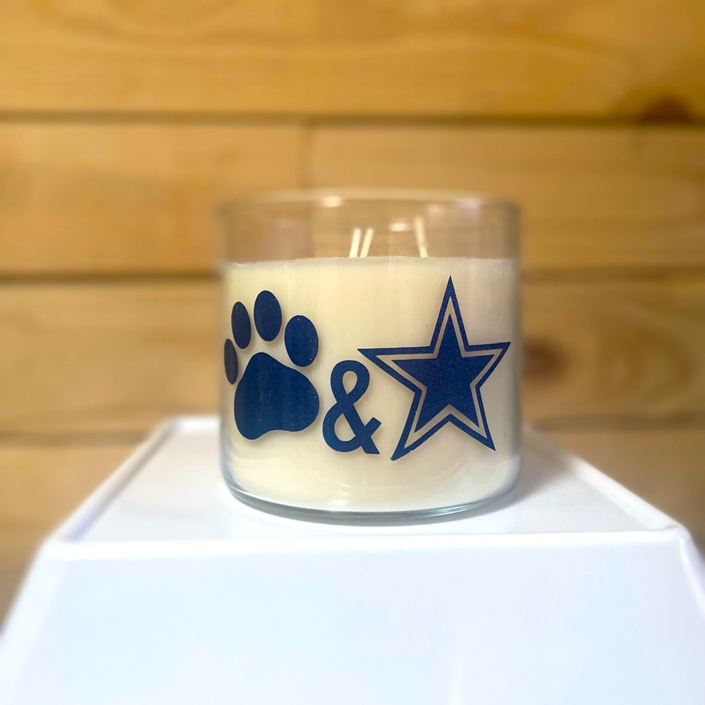 DC & Paw Candle